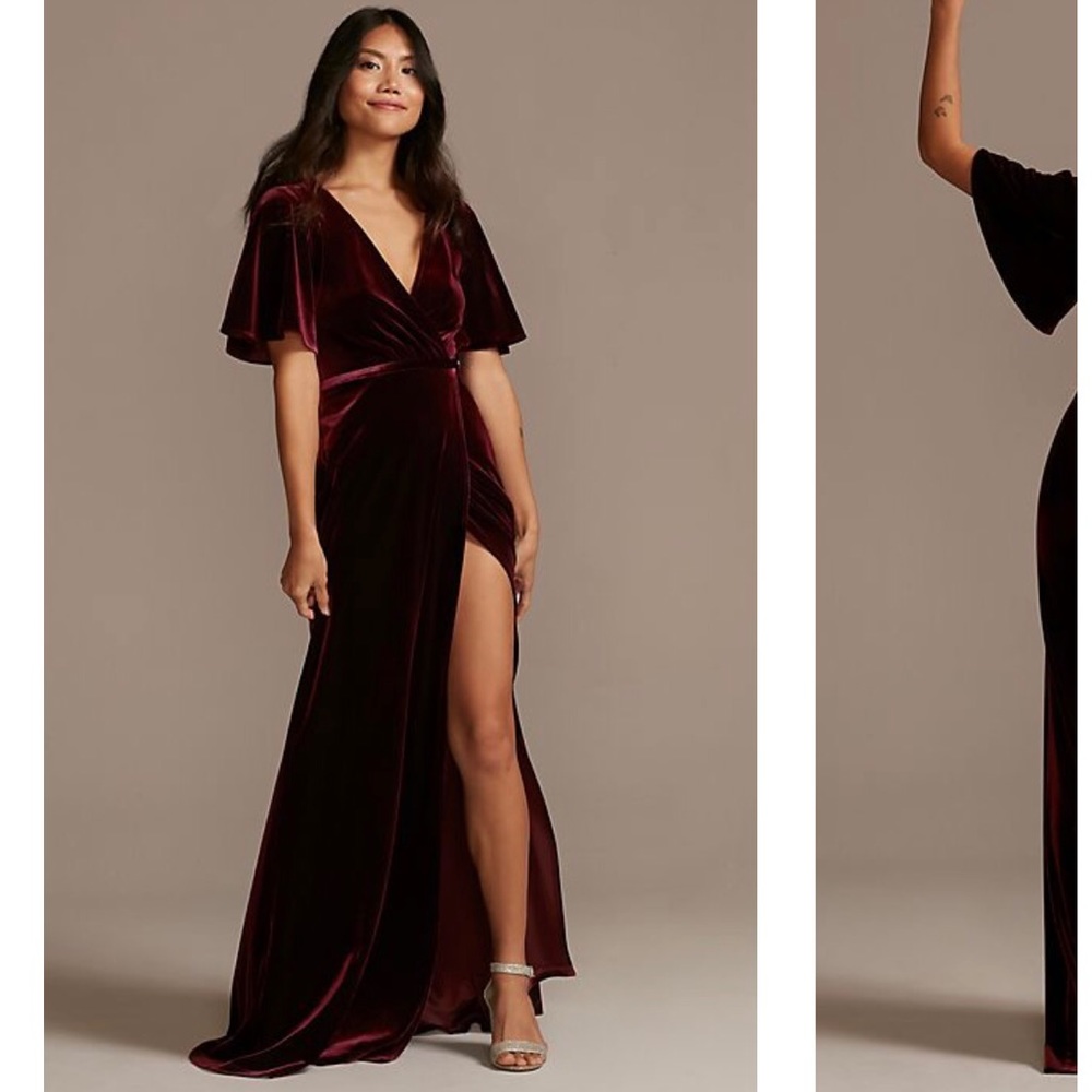 Like New David’s Bridal Stretch Velvet Flutter Sleeve Bridesmaid Dress Wine